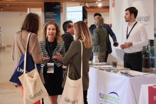 Exposición-de-productos-para-marcas-y-asistentes